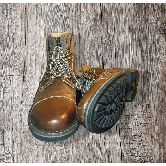 NEW BUCKLE OUTPOST MAKERS CHESTNUT LEATHER EVERET BOOTS SZ 9 main image 5